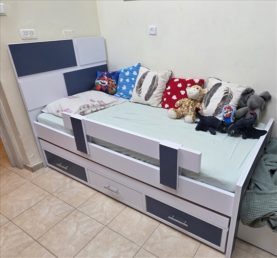 תמונה 1 ,מיטת חבר נפתחת כחדשה למכירה  למכירה בקרית ים ריהוט  חדרי שינה