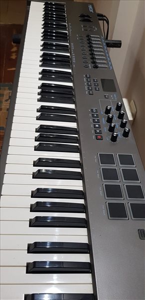 מקלדת שליטהNektar impact lx88  