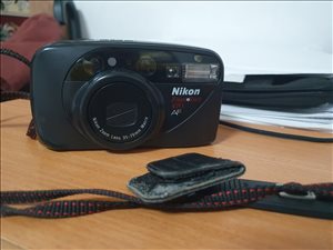 מצלמת פילם NIKON 