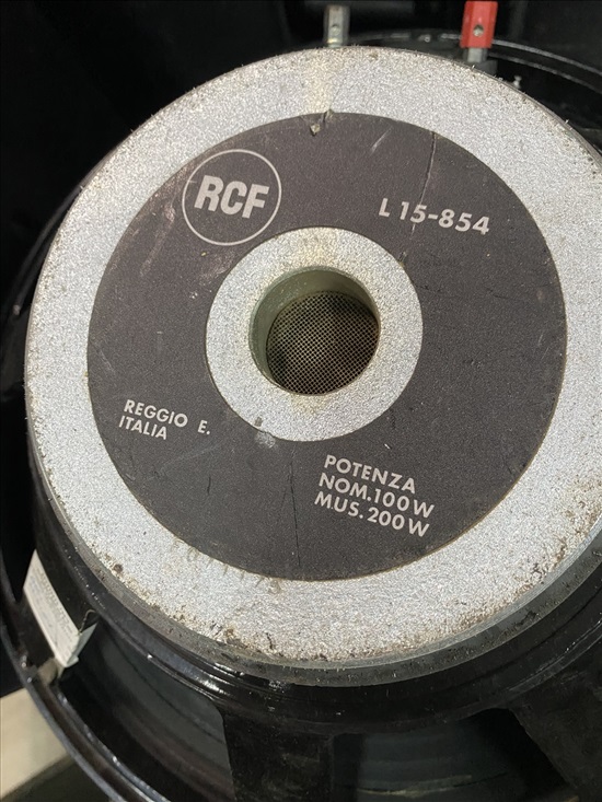 תמונה 2, אלמנטים 15 אינצ ו 12 אינצ RCF  למכירה בהרצליה | ציוד לדיגיי ואולפנים ...
