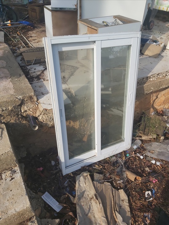 תמונה 1, חלון למכירה בשואבה | שונות  שונות