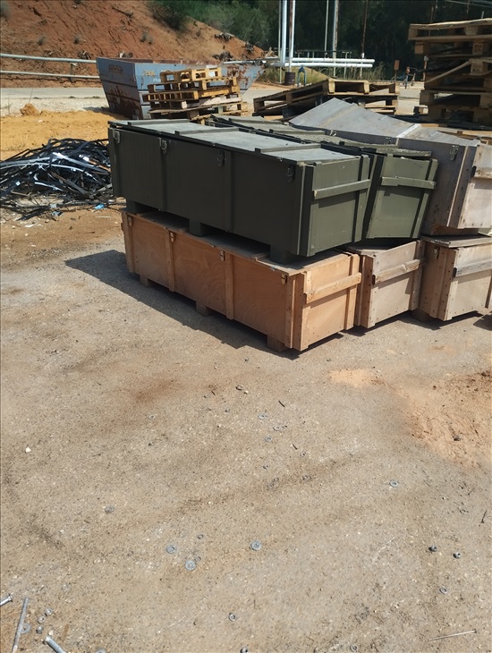 תמונה 5 ,ארגזי תחמושת מעץ למכירה בטירה לגינה  ריהוט לגינה