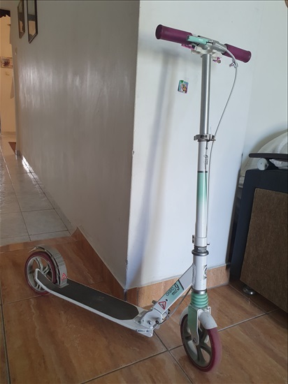 תמונה 5 ,קורקינט מתקפל לילדים  למכירה בקרית ים קורקינטים  קורקינט