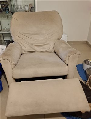 כורסת טלויזיה נפתחת של עמינח 