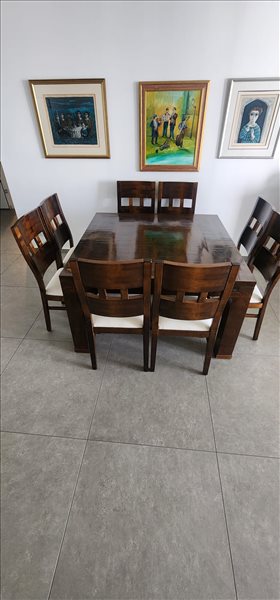 פינת אוכל מעץ מלאה פלוס 8 כסאו 