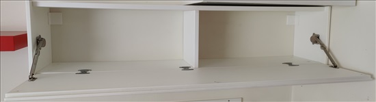 תמונה 2 ,מדף עם דלת מבית IKEA למכירה בלוד ריהוט  מדפים