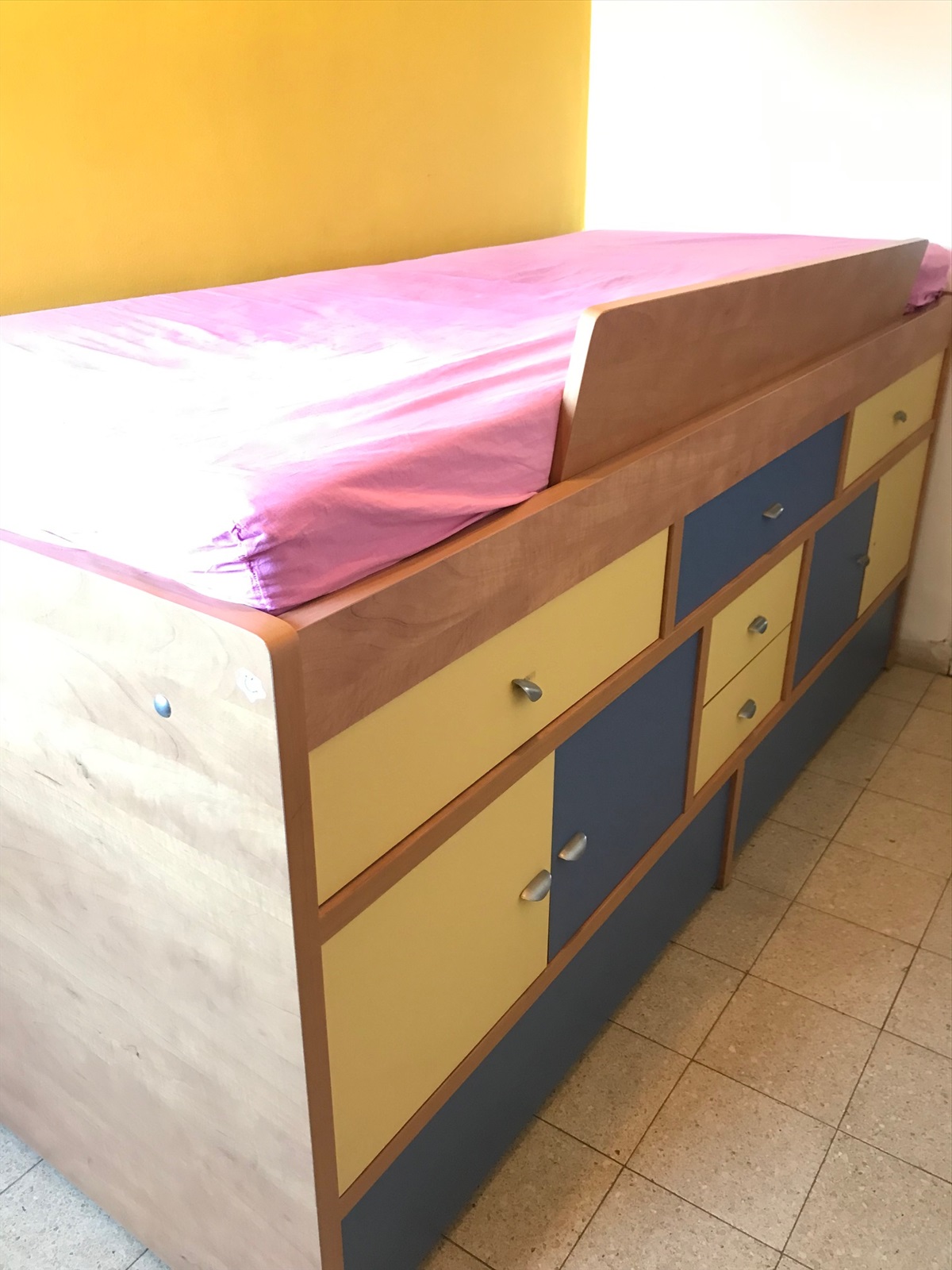 תמונה 2, מיטה גבוהה עם אחסוןXXL למכירה בירושלים | ריהוט  מיטות