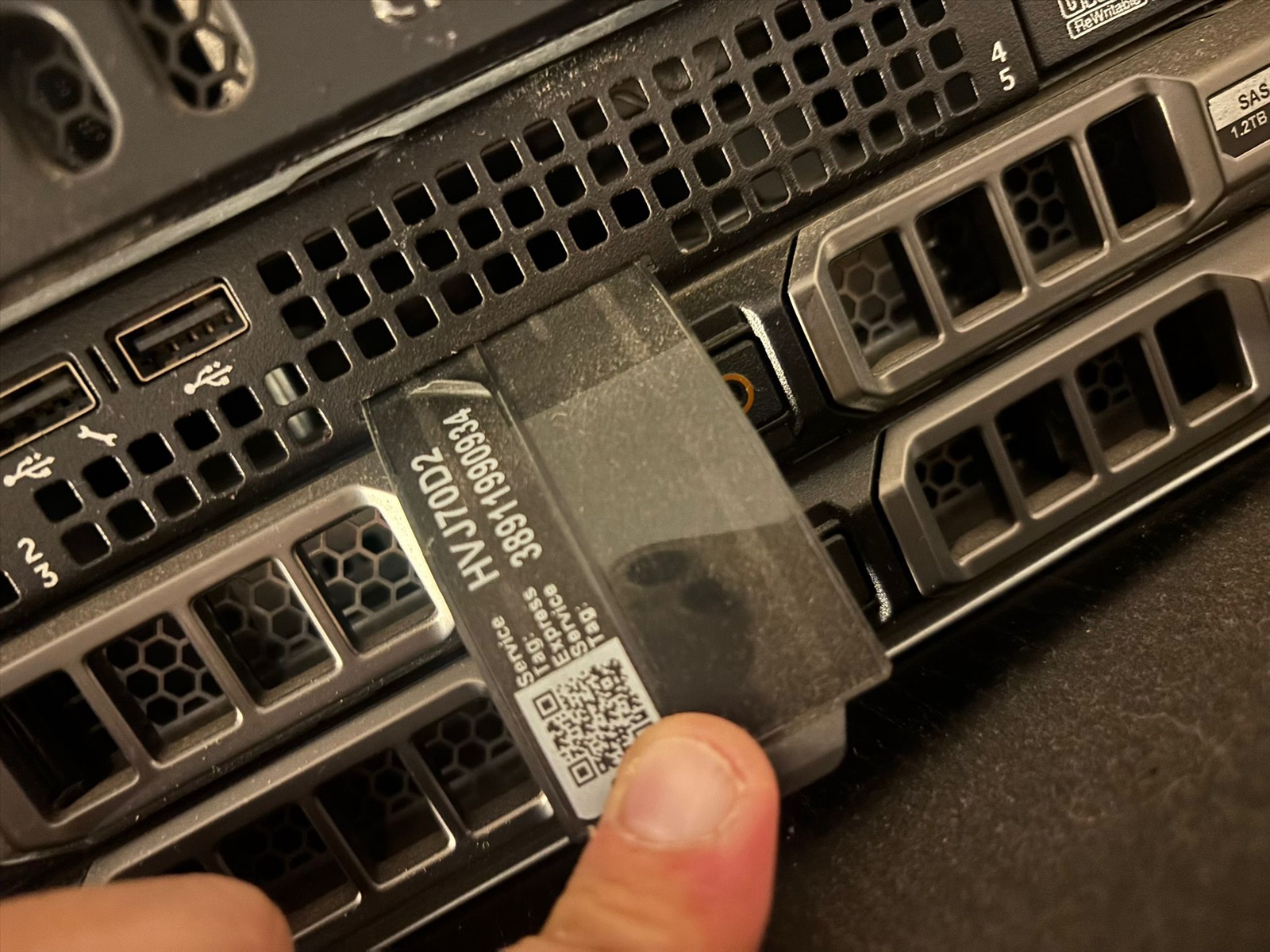 תמונה 2, שרת Dell PowerEdge R530 למכירה בראשון לציון | מחשבים וציוד נלווה  שרתים