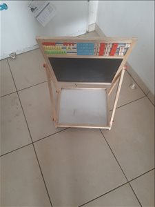 לוח לציור גירים וטושים  