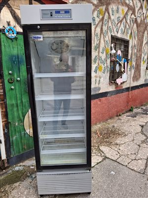 מקרר דלת שקופה 450 ליטר 
