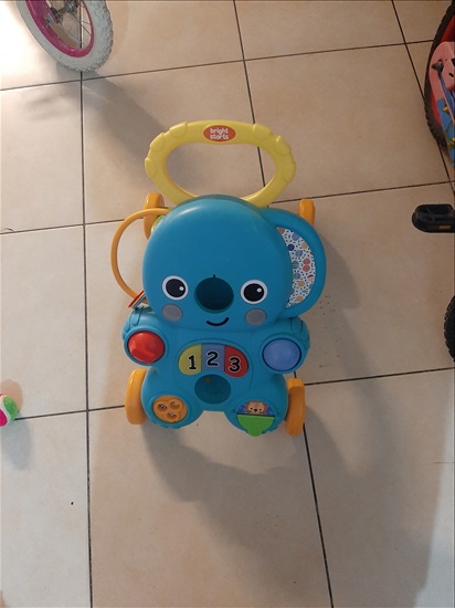 תמונה 2 ,הליכין מנגנת  למכירה בפתח תיקווה  לתינוק ולילד  הליכון