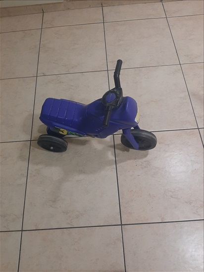 תמונה 2 ,בימבה ישאדום וכחול למכירה בפיית לתינוק ולילד  אחר