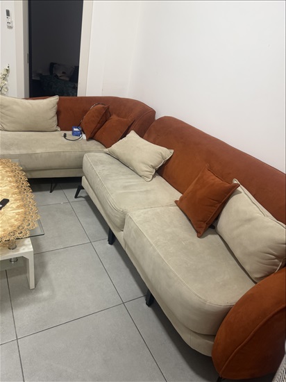 תמונה 5 ,ספה בצבע קרם בעיצוב אישי  למכירה בחיפה ריהוט  ספות