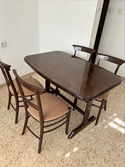 תמונה 1 ,שולחן לסולן עם ארבע  כסאות סט למכירה בקרית מוצקין ריהוט  שולחנות