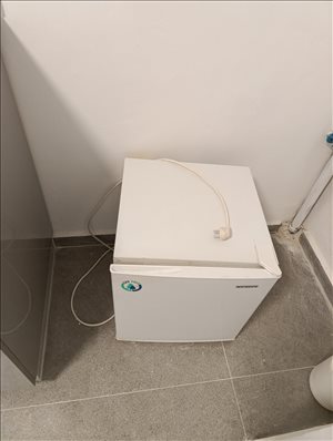 מקרר  למשרד 