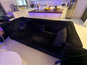 ספה קטיפה שחורה פלוס 2 כורסאות 