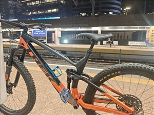 Trek Fuel ex 9.8 Gen 5 ! 25000 