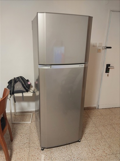 תמונה 1 ,מקרר שארפ למכירה בראשון לציון מוצרי חשמל  מקרר