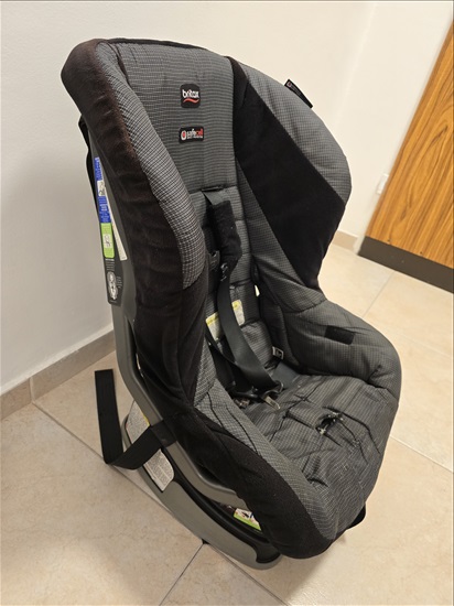 תמונה 2 ,כסא בטיחות Britax במצב מצוין למכירה בכפר סבא לתינוק ולילד  כסא לרכב