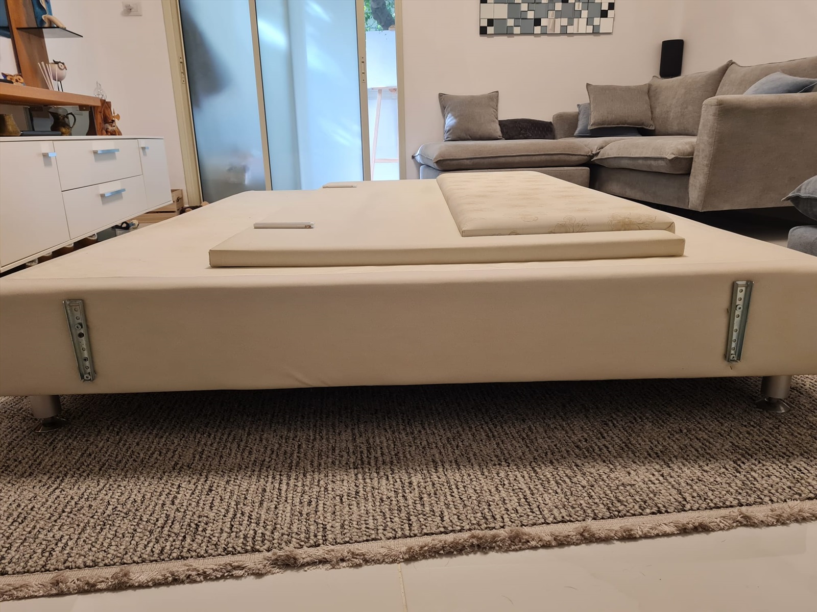 תמונה 2, מיטה זוגית סימונס 160x200 סמ למכירה בחיפה | ריהוט  מיטות