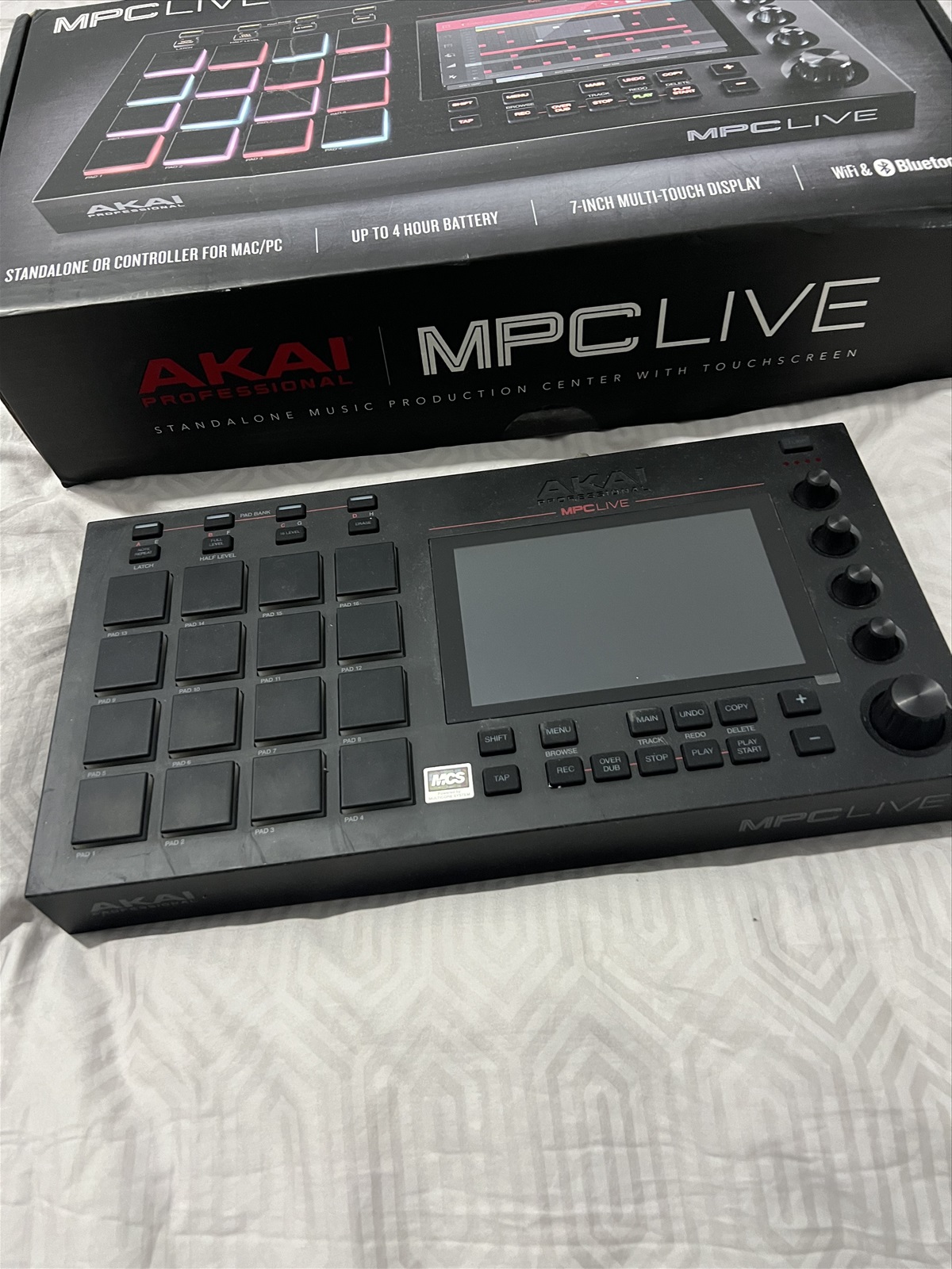 תמונה 2, Akai Mpc live 1 למכירה בבאר שבע | ציוד לדיגיי ואולפנים  אחר
