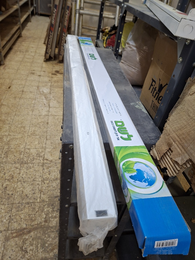 תמונה 3, גוף תאורה פס אמריקאי T5 28W למכירה ברחובות | לבית  אחר