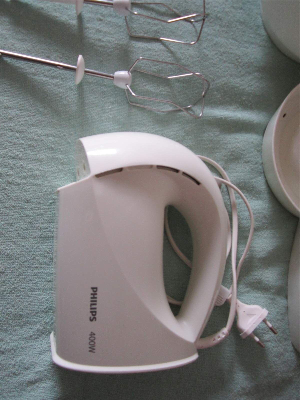 תמונה 4, מיקסר שולחני PHILIPS HR156/40. למכירה בKiriyat-Motskin | מוצרי חשמל  ב...