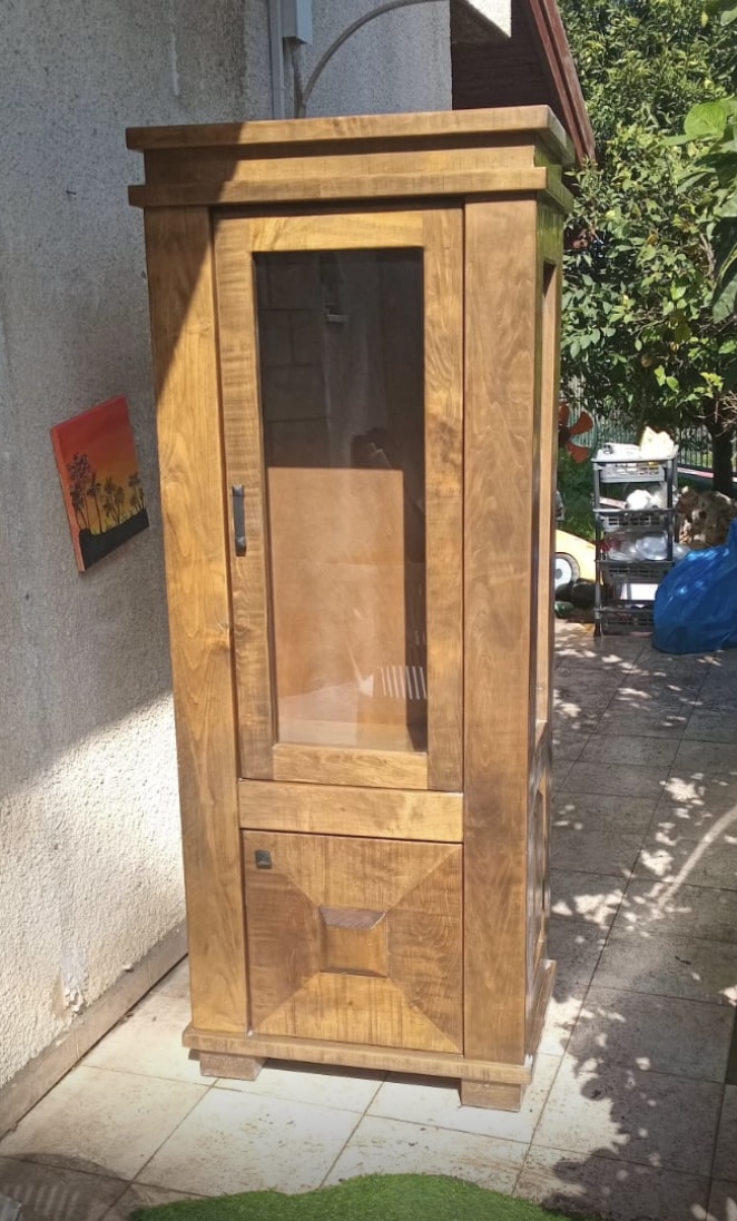 תמונה 1, מזנון ויטרינה  למכירה במגדל העמק  | ריהוט  מזנון/ ויטרינה
