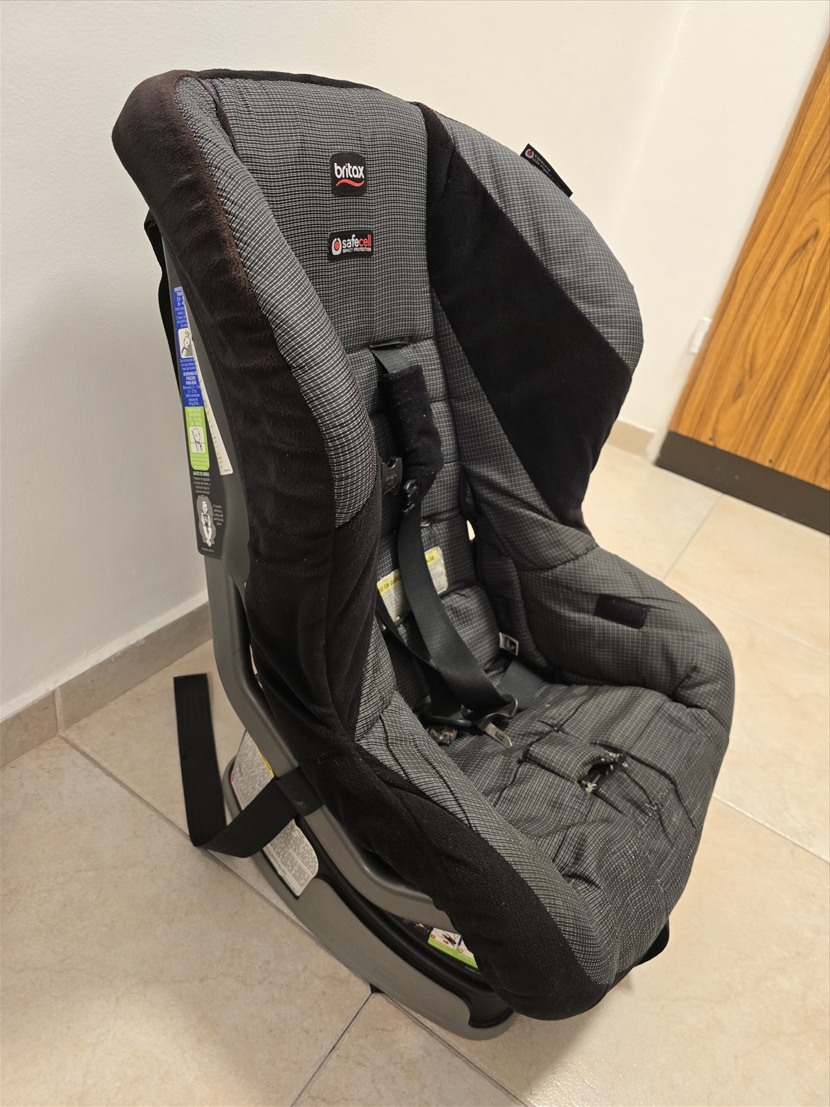 תמונה 2, כסא בטיחות Britax במצב מצוין למכירה בכפר סבא | לתינוק ולילד  כסא לרכב