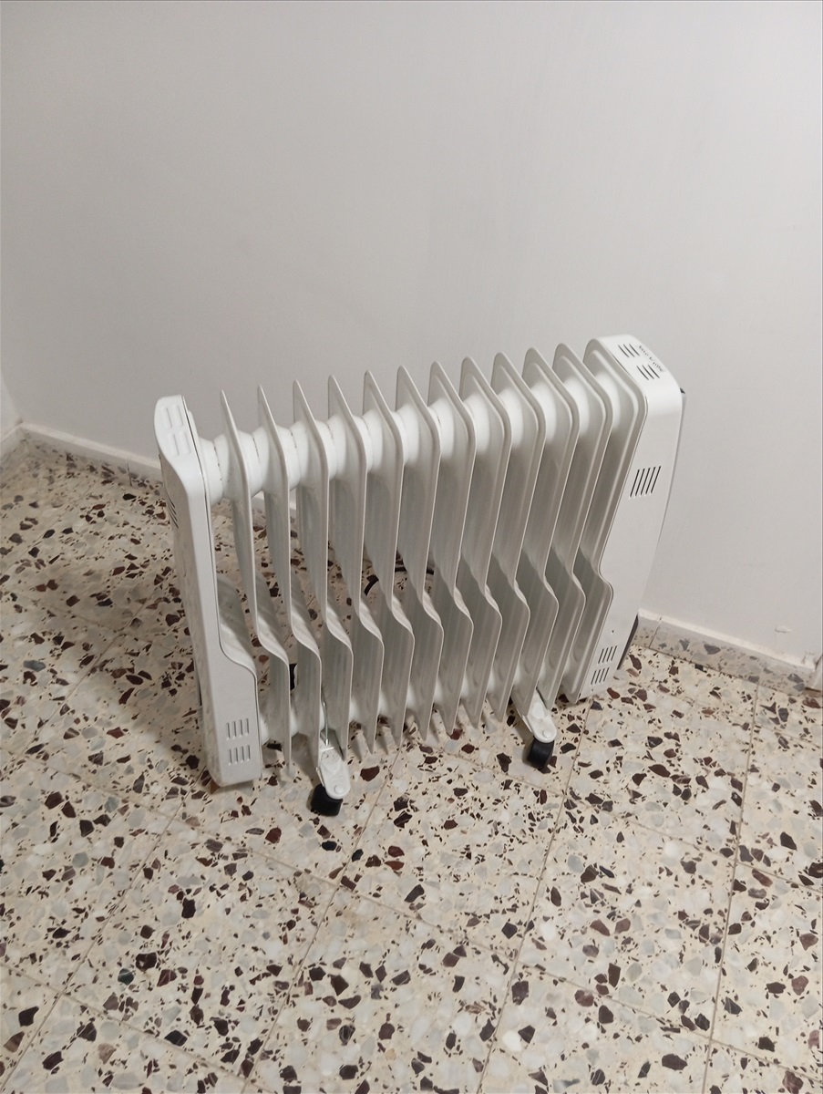 תמונה 1, רדיאטור 13 צלעות יפה במיוחד S למכירה בחיפה | מוצרי חשמל  רדיאטור