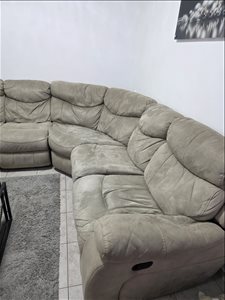 סלון פינתי כולל ריקליינרים 
