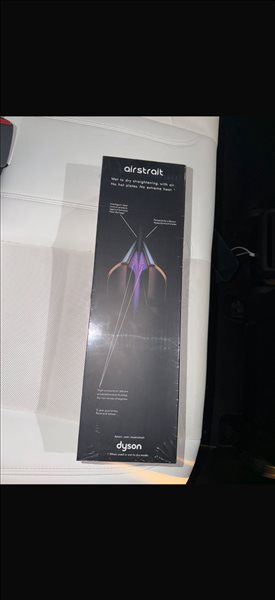 מחליק שיער Dyson 