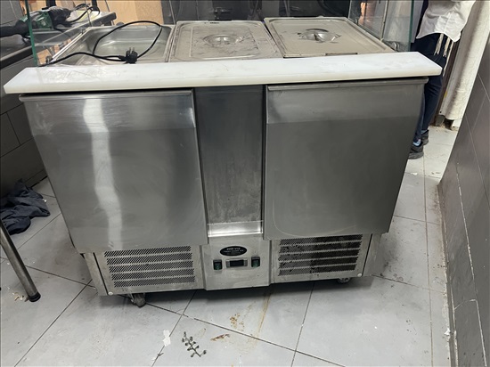 תמונה 4 ,מקרר עם עמדת הגשה למכירה בבית שאן מוצרי חשמל  ציוד מטבח