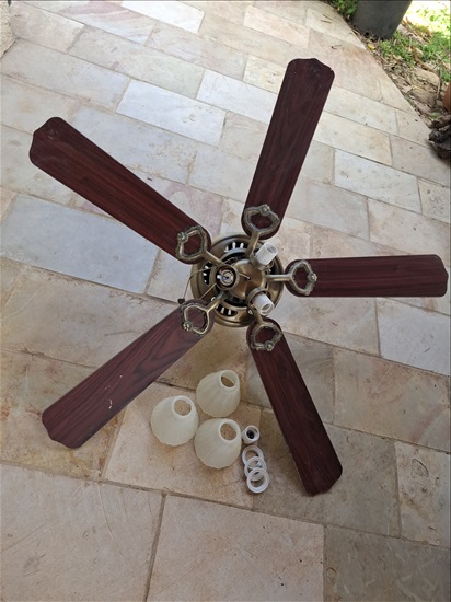 תמונה 3 ,מאוורר תקרה וינטג עובד למכירה בבית אריה מוצרי חשמל  תאורה ונברשות