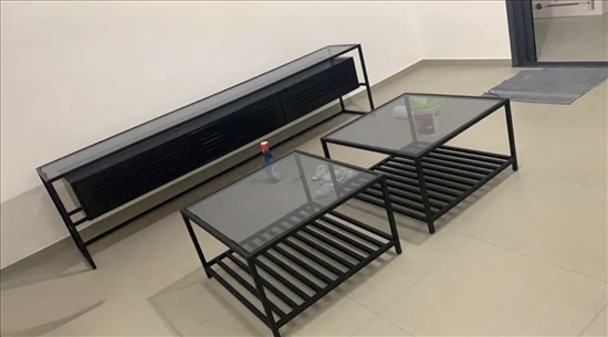 תמונה 2 ,מזנון ו2 שולחנות למכירה בפרדס חנה-כרכור ריהוט  מזנון