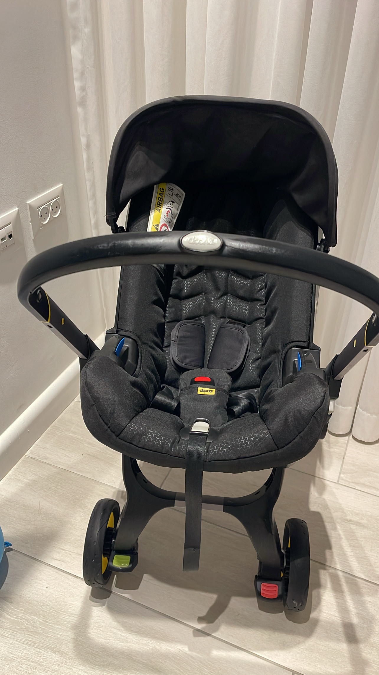 תמונה 2, דונה Doona במצב מעולה!!! למכירה ברחובות | לתינוק ולילד  עגלות ועגלות טיול