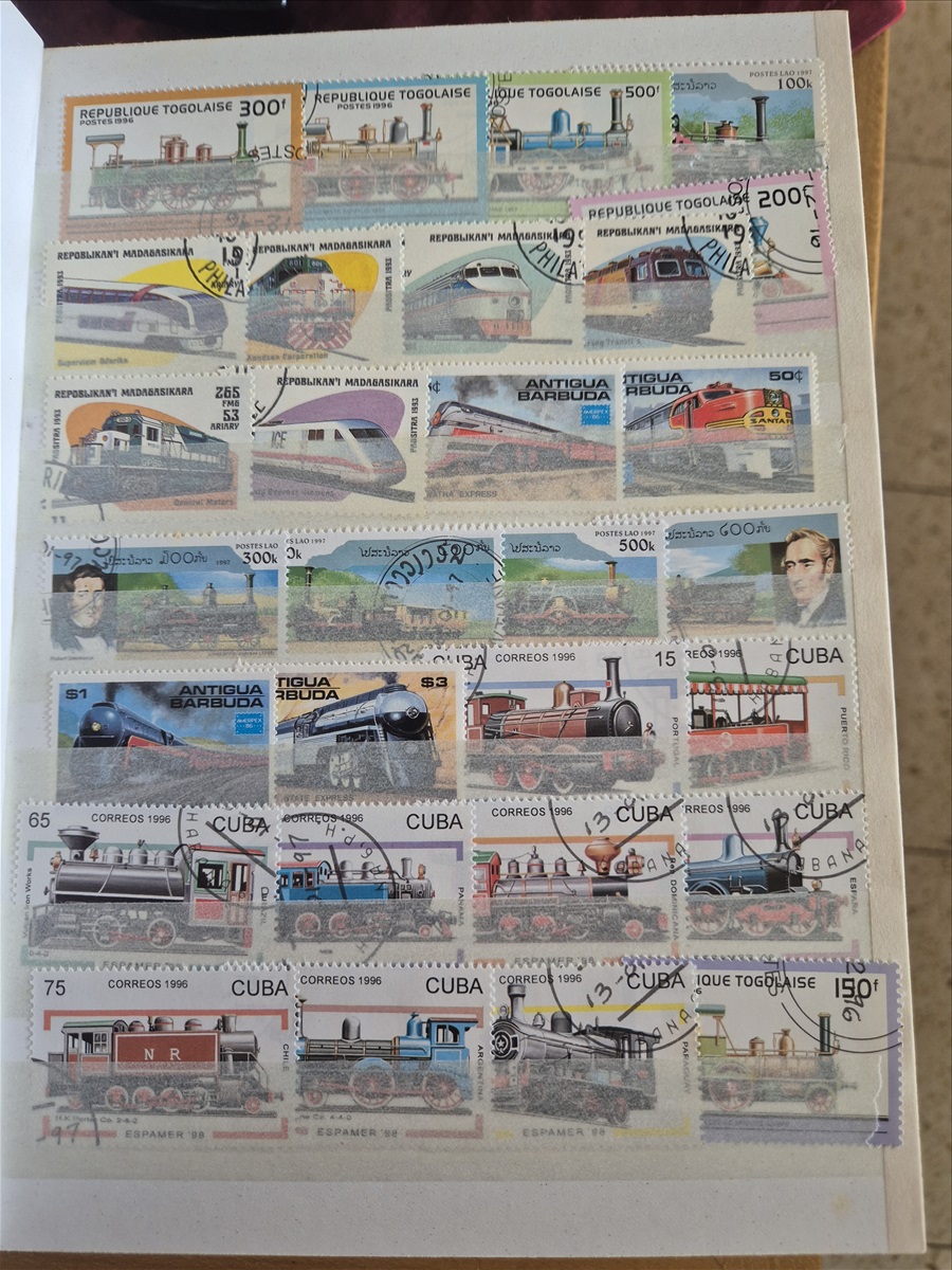 תמונה 1, אלבום בולים למכירה בנשר | אספנות  בולים, מעטפות וגלויות