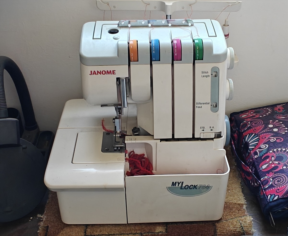 תמונה 1, מכונות תפירה ואוברלוק למכירה בפתח תקווה | מוצרי חשמל  מכונת תפירה