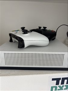 משחקים וקונסולות XBox ONE 32 