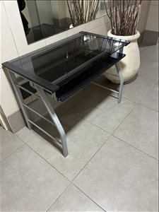 שלחן מחשב 