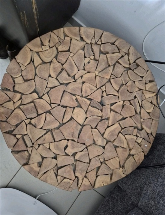 תמונה 1 ,שולחן עץ דקורטיבי למכירה בהוד השרון ריהוט  שולחנות