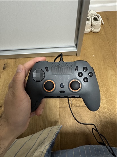 תמונה 3 ,שלט גיימינג scuf envision pro למכירה בתל אביב משחקים וקונסולות  אביזרים לקונסולות