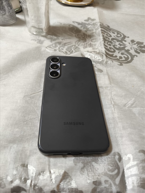 תמונה 2 ,בס"ד Samsung s25fe במצב  256 למכירה בבאר שבע  סלולרי  סמארטפונים