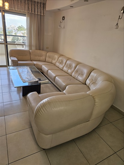 תמונה 2 ,ריהוט מלא לסלון למכירה בראשון לציון ריהוט  מזנון/ ויטרינה