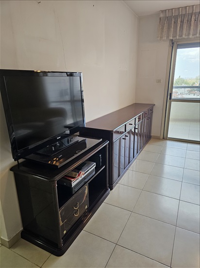 תמונה 6 ,ריהוט מלא לסלון למכירה בראשון לציון ריהוט  מזנון/ ויטרינה