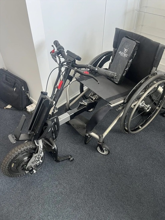 תמונה 1 ,Batec Handbike Power assist+Wh למכירה בjerusalem ציוד סיעודי/רפואי  כסא גלגלים