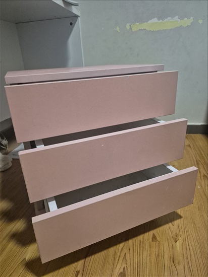 תמונה 3 ,שולחן כתיבה עם כוורת ושידת מגי למכירה בפתח תקווה ריהוט  שולחנות