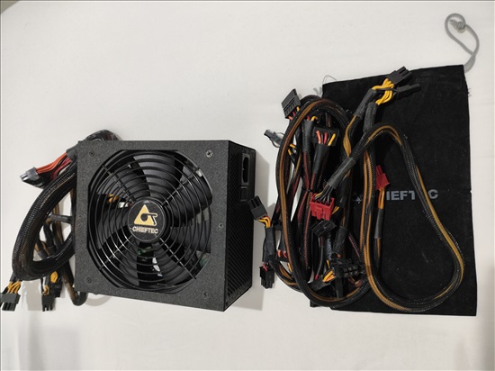 תמונה 4 ,ספק כח Gaming 1000W CHIEFTEC למכירה בחיפה מחשבים וציוד נלווה  חומרה