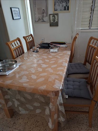 תמונה 1 ,פינת אוכל  נפתחת+6 כיסאות למכירה בגבעתיים ריהוט  פינת אוכל
