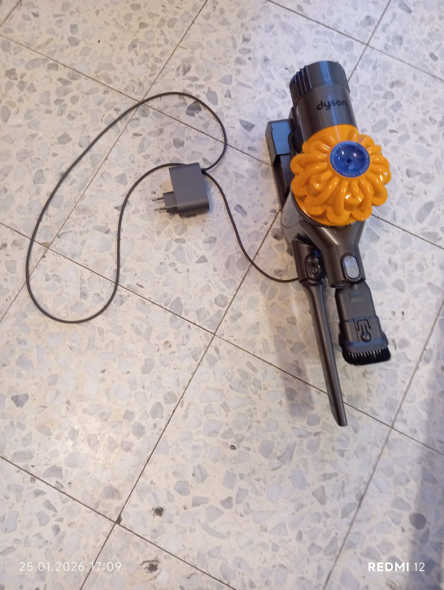 תמונה 2, שואב אבק דייסון v6 המקורי למכירה בירושלים | מוצרי חשמל  שואב אבק